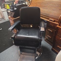 Barber chair
