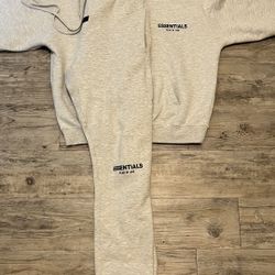 Fear of God Essentials Hoodie & Jogger Set – Oatmeal Cream