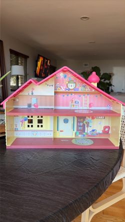 Bluey Celebration Home Dollhouse / Playhouse – House Only
