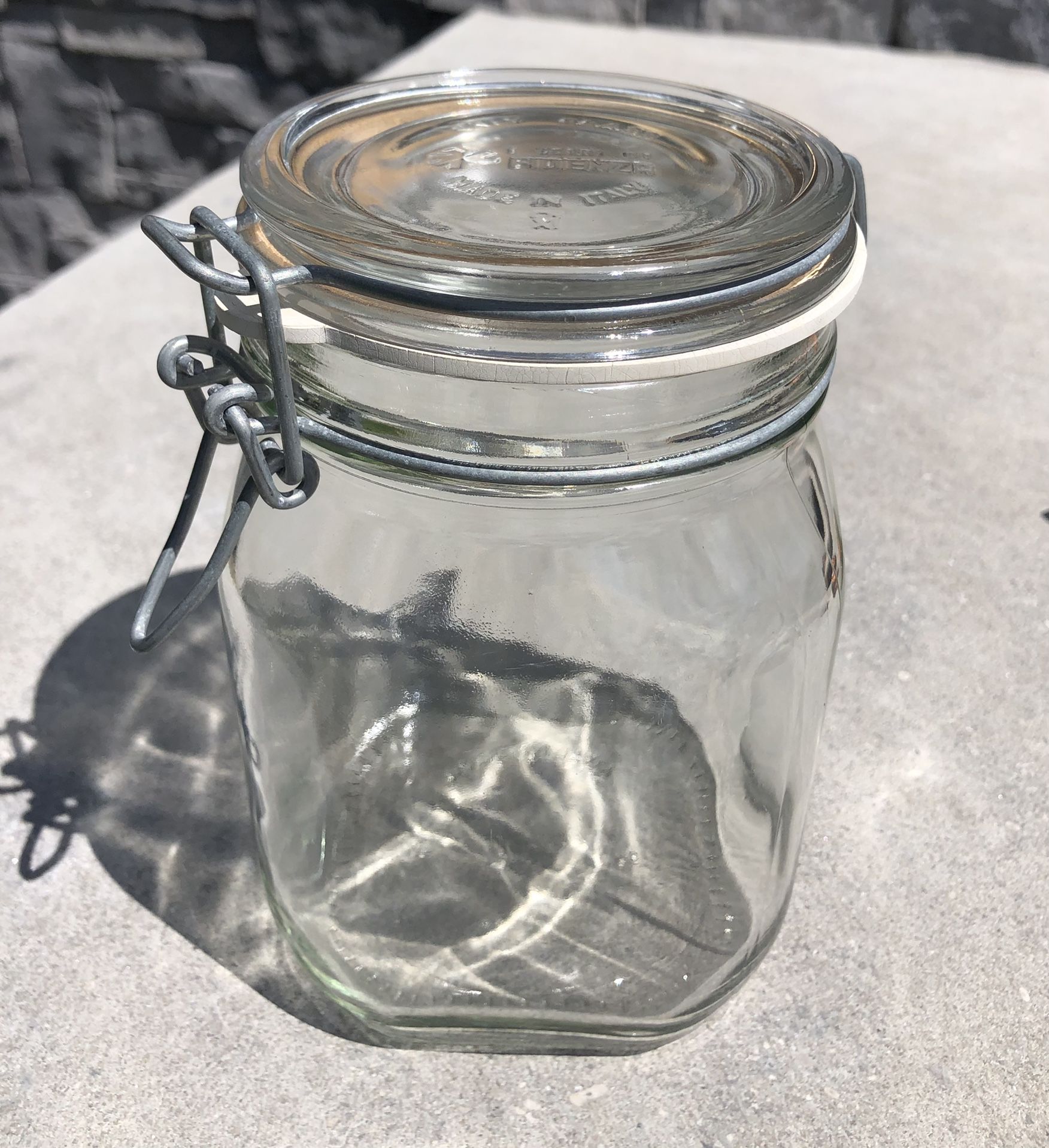 Fidenza 1-Liter Glass Jar with Clamp Lid Made In Italy
