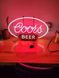 Coors Beer Vintage Neon Light