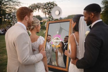 Mirror Me Booth