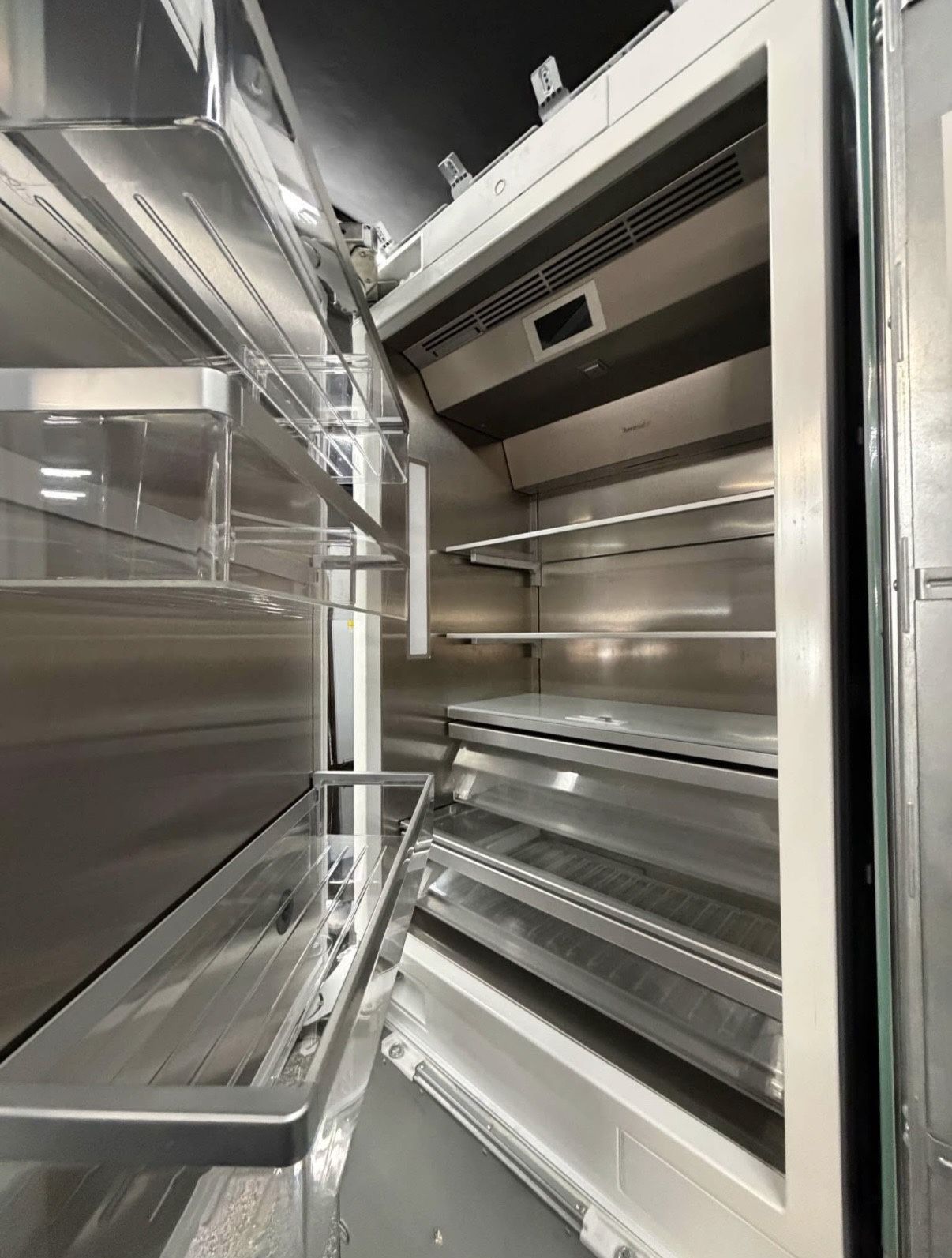 Thermador Built In 30” Bottom Freezer Panel Ready Refrigerator