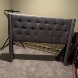Wayfair full size Bedframe