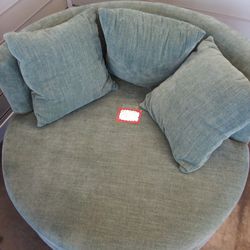 Green Swivel Love Seat 