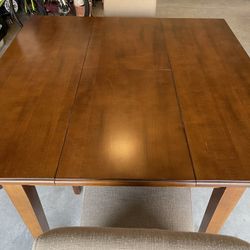 Expandable Wooden Dining Table + 4 Cloth Chairs
