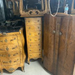 Antique Furniture 