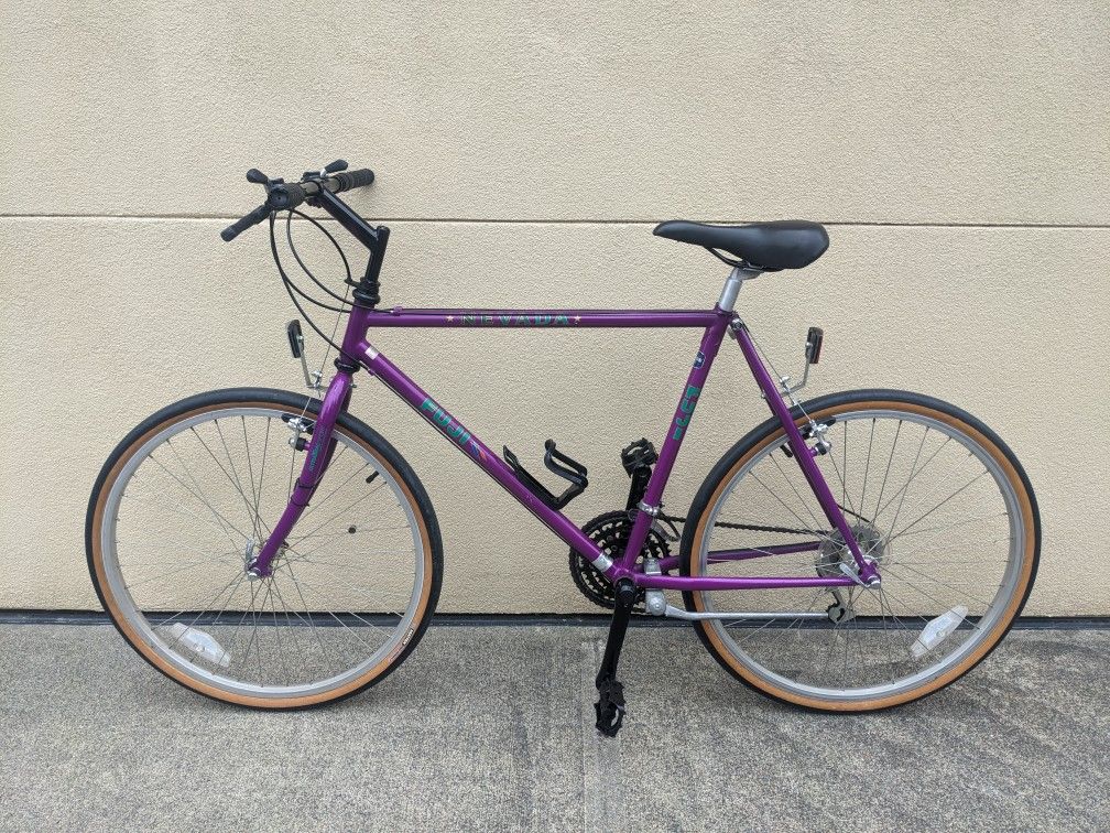 Fuji Nevada 26" 21-Speed City/Commuter/Road Hybrid - Near NEW! -Very Light 17" Frame - Tuned! (MSRP $400)
