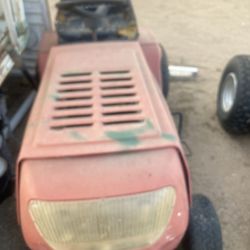 Tractor 