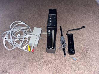 Nintendo Wii Console Bundle