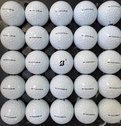 Golf balla Bridgestone tour bxs