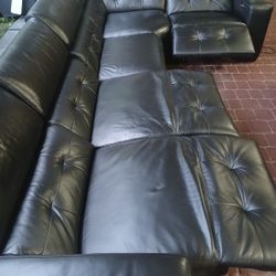 SECTIONAL GENUINE LEATHER RECLINER ELECTRIC ⚡ BLACK COLOR.. DELIVERY SERVICE AVAILABLE 💥🚚💥