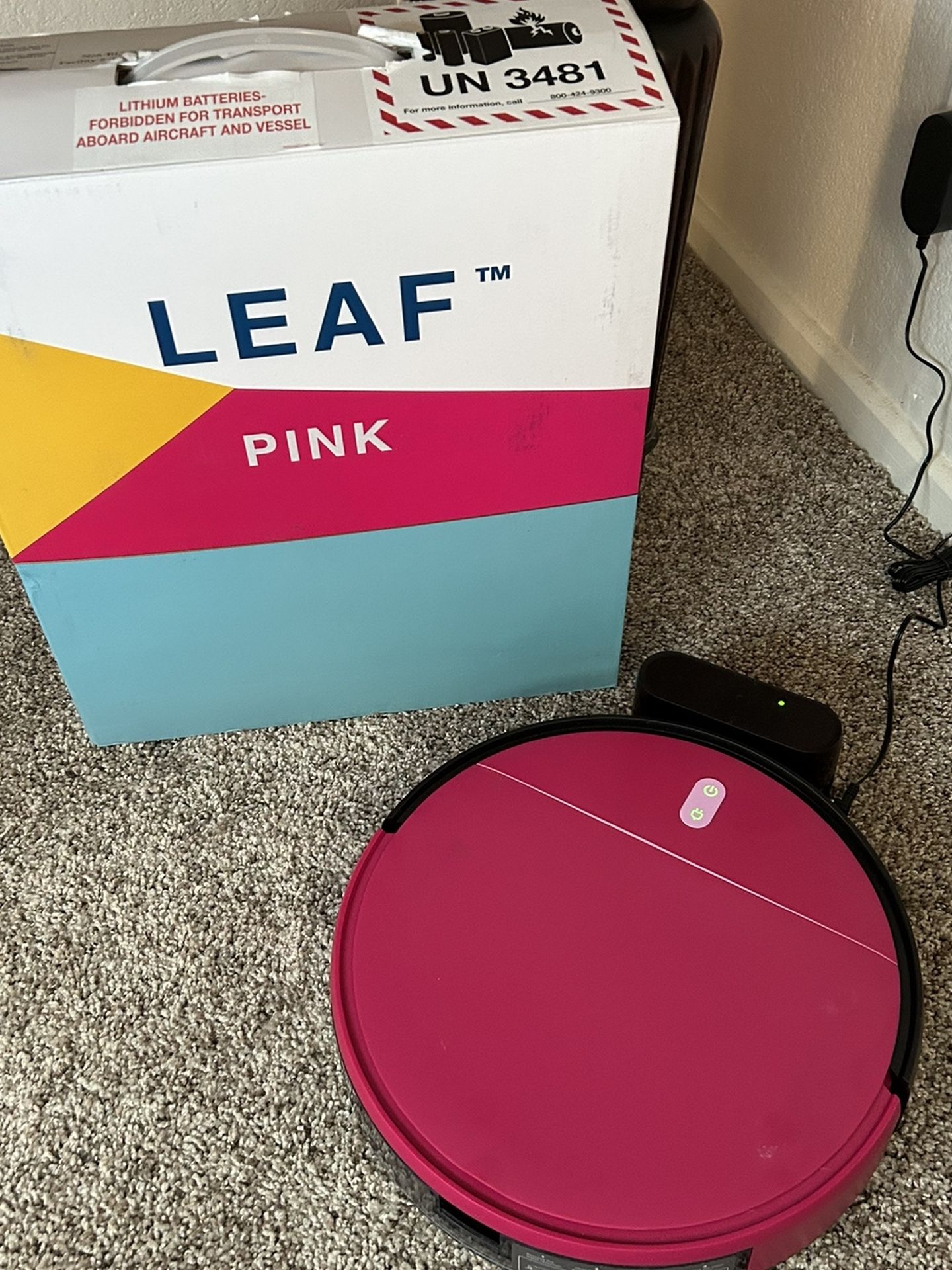 bObsweep Leaf Robotic Vacuum Cleaner, new condition Retail $199.99