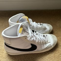 Nike Blazer Mid ‘77 Shoes 