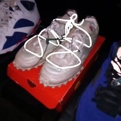 Off White Jordans Size 11 Men's 