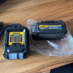 Power Stack 20 V Max Battery Oil Resistant. 1.7Ah