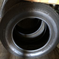 Tires Michelin P255 70R 18