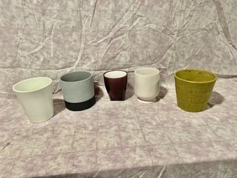 Free Small Planters / Flower Pots