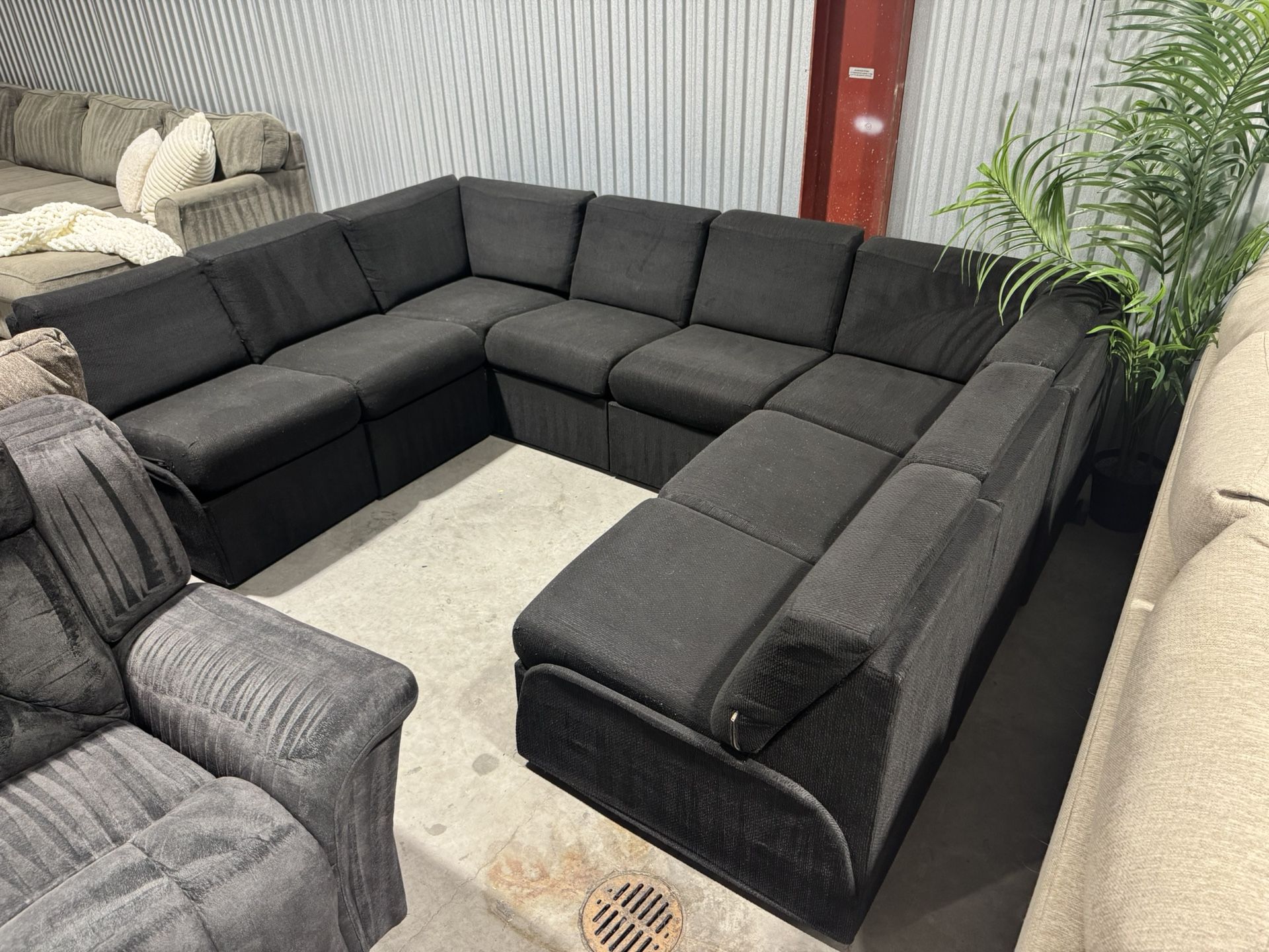 Free Delivery* Black Modular Sectional Cleaned*