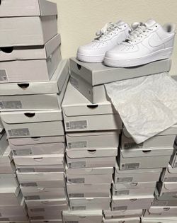Nike Air Force 1 (AF1) – Black & White Available 🔥