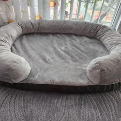 Dog Bed for Large Dogs with Memory
Foam, Waterproof Pet Bed Soft Sofa with Washable Removable
Cover Anti-Slip Bottom