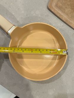 Small nonstick frying pan