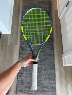 Babolat Pure Aero 2026 (#3, 4 3/8”) - USED ONCE