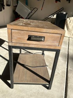 End table