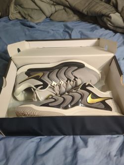 Nike kd17 LT. Iron ore and gold