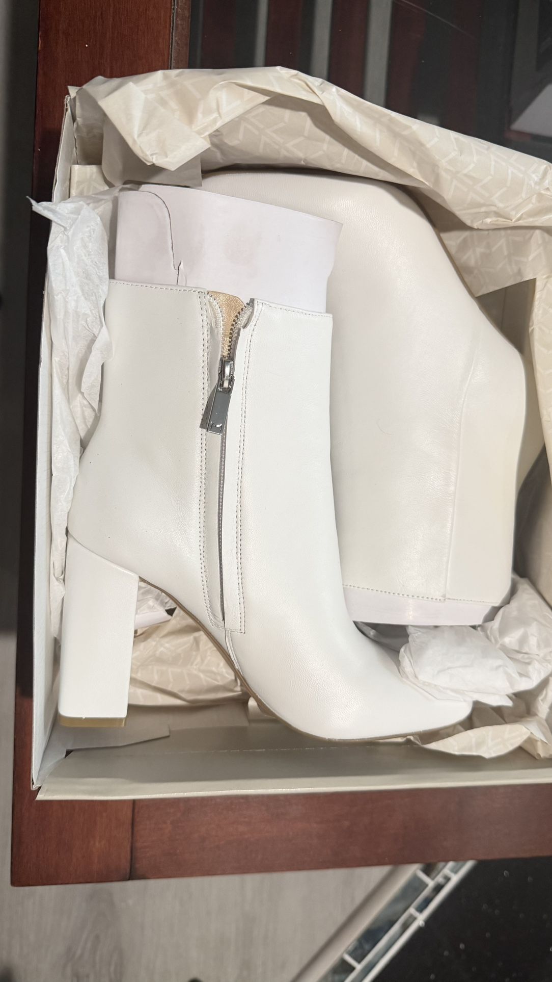 white Marc Fisher ankle boots,
