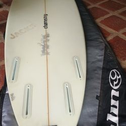 6’4” Chemistry Coper Quadfin w/ board bag
