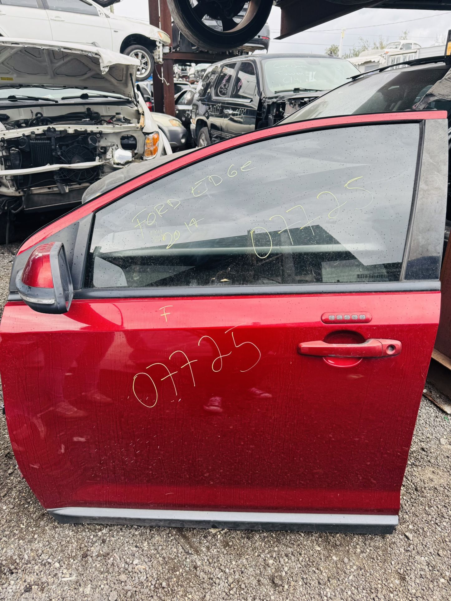 Left Door Ford Edge 2014 Red- Puerta Izquierda Ford Edge 2014 Roja