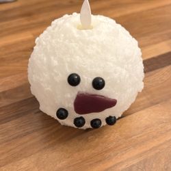 Wax LED Moving Flame Candle