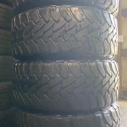 37 13.50 22 TOYO OPEN COUNTRY   MATCHING SET  $700  for the set