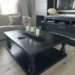 🖤 3-Piece Black Farmhouse Table Set – Coffee, Sofa & End Table | $450 OBO 
