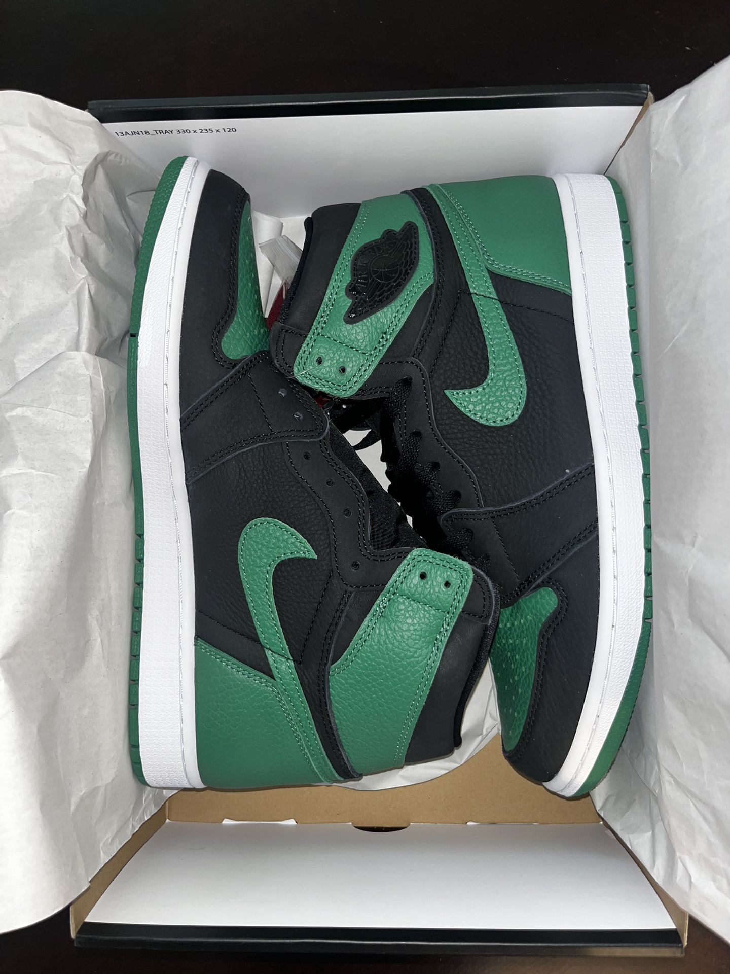 Jordan 1 Retro High “Pine Green Black”