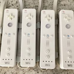 Nintendo Wii Bundle - Games and OEM Accessories 
