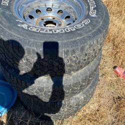 Set Of Tires  Chevy 5 Lug