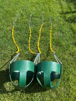 Bucket swings/Playset swings