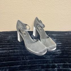 Maurices Silver Glitter Chunky Block Heel Mary Jane Shoes-Size 8 1/2