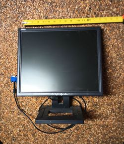 Dell computer monitor