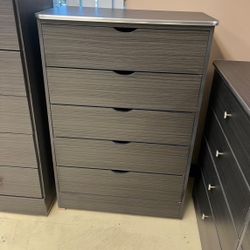 Five Drawers Dresser