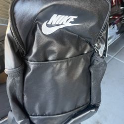 nike backpack 