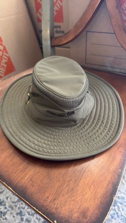 Tilley Airflo Broad Brim Hiking Hat - Never Used