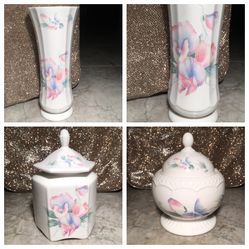Vintage Aynsley Fine English Bone China Little Sweetheart Vase Jar