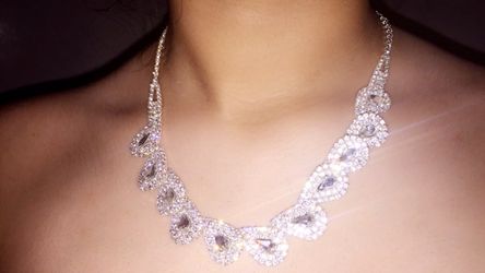 Teardrop faux diamond necklace and earrings set
