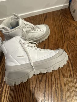 Nike Air Max Goadome size 8 new 