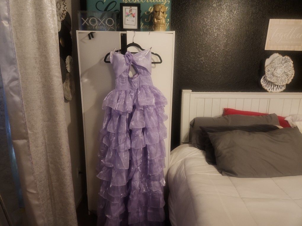 Lilac Dress. For Prom Or Weddings