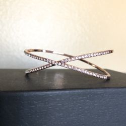 Gorgeous Ladies Bracelet with Cubic Zirconia