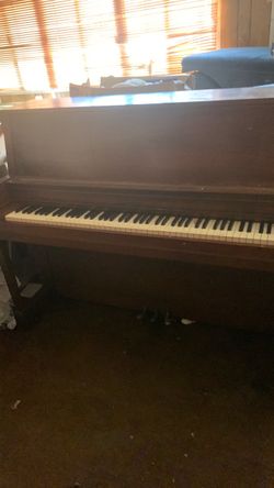 Upright Piano Wood Finish